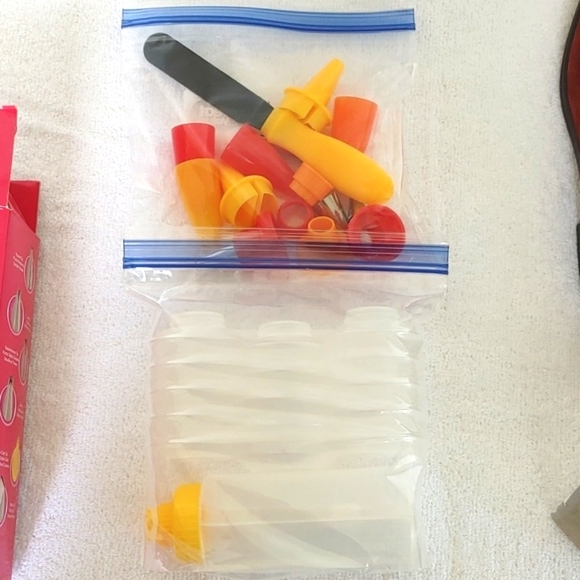 Frost Eaze 11 pc Icing Kit - Picture 4 of 4